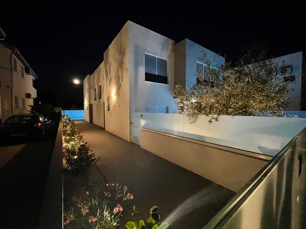 Villa Dea - Dein Rueckzugsort Am Meer Mit Beheiztem Pool Vrsi Eksteriør billede