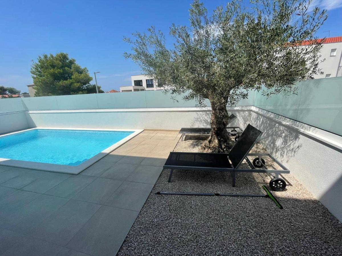 Villa Dea - Dein Rueckzugsort Am Meer Mit Beheiztem Pool Vrsi Eksteriør billede
